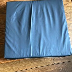 Wheelchair Cushion 18 x 18 - removable cover 3” memory foam